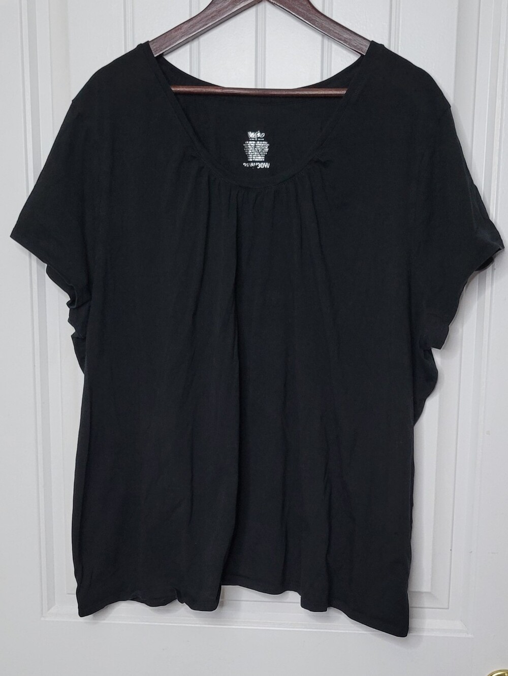 Mossimo Supply Co. Black Short-Sleeve Scoop Neck Top